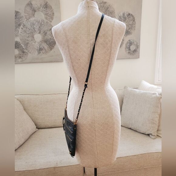 Elliott Lucca Messina 3-zip Clutch Crossbody Bag - Picture 6 of 16